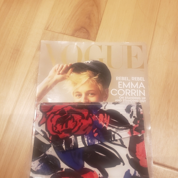 Authentic Jimmy Choo Purse *hardly used* - Picture 6 of 6